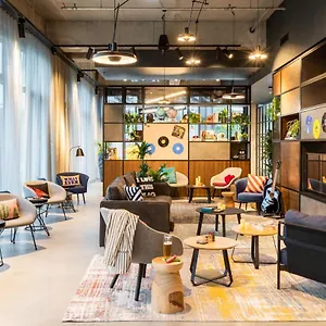 Moxy Berlin Airport Hotel Schönefeld